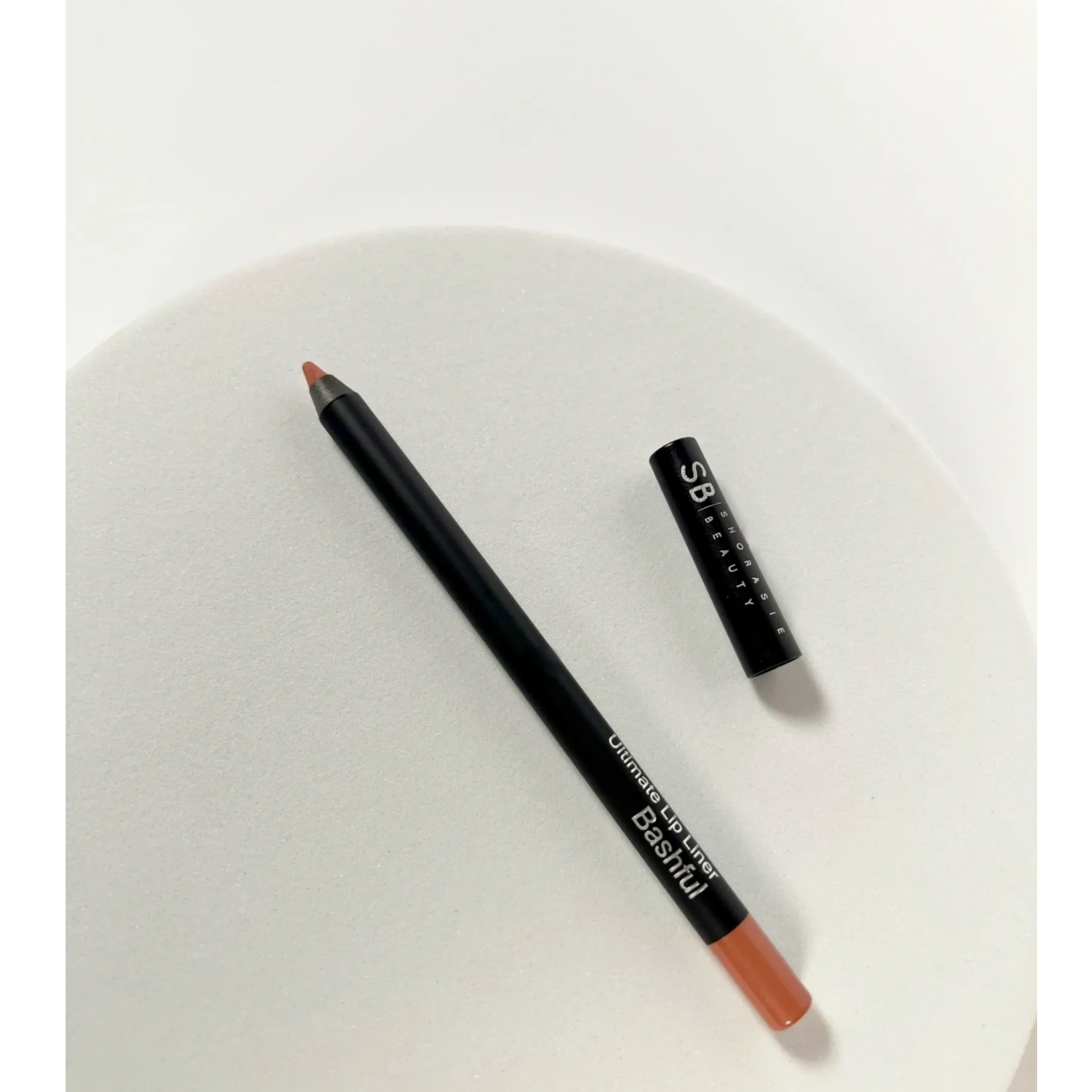 Ultimate Lip Liner